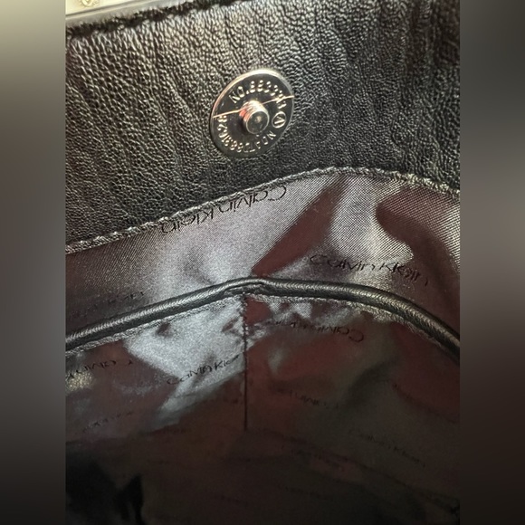 CALVIN KLEIN - purse color black leather with silver hardware. - Picture 9 of 15